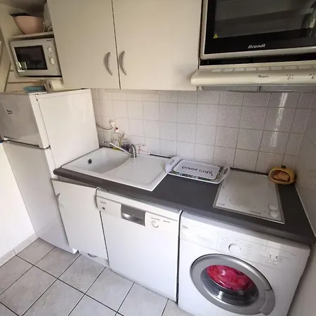 Holiday home Pavillon 7 Pers Avec Piscine, Clim, Parking A - Fr-1-781-76 *